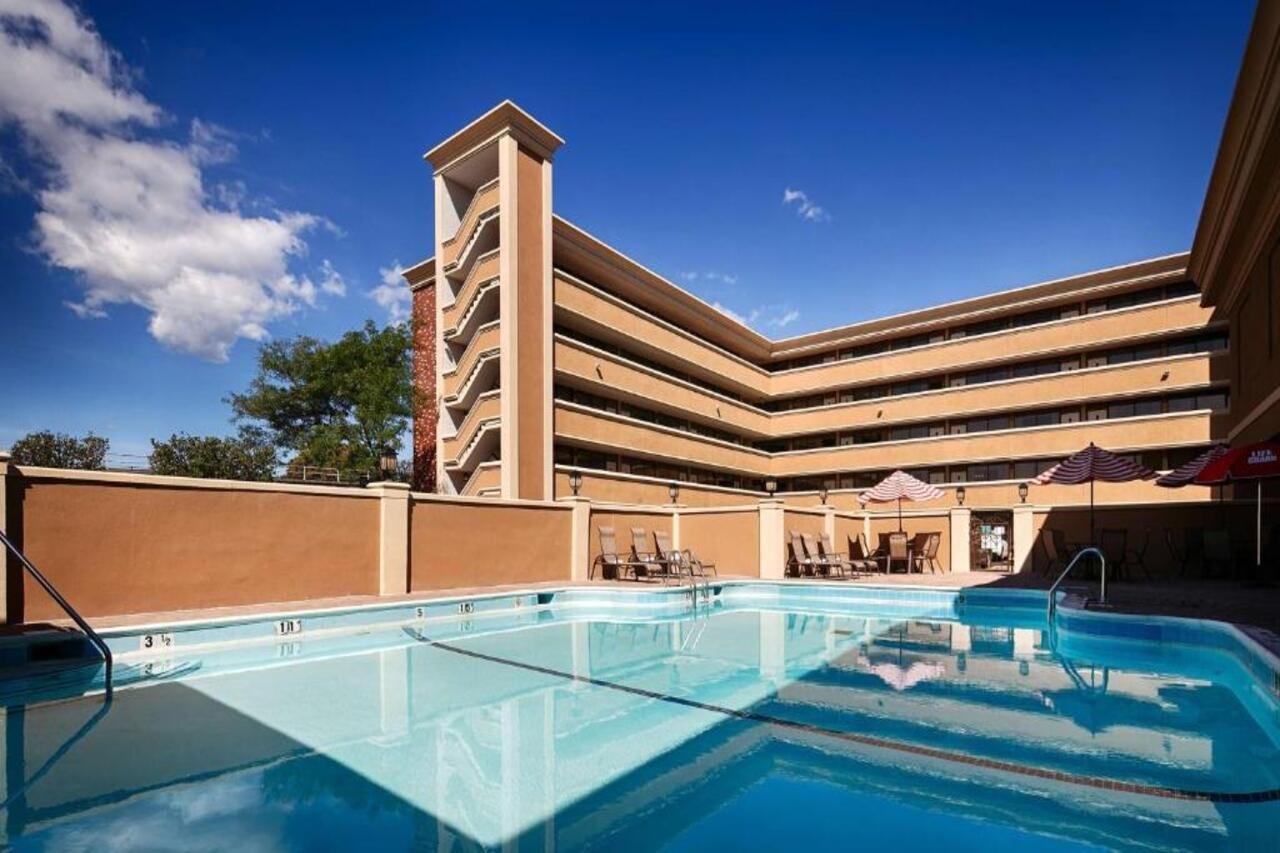 Best Western Mill River Manor Rockville Centre Exteriör bild